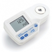 Máy đo độ ngọt - khúc xạ kế đo độ ngọt trong rượu vang model: HI96811